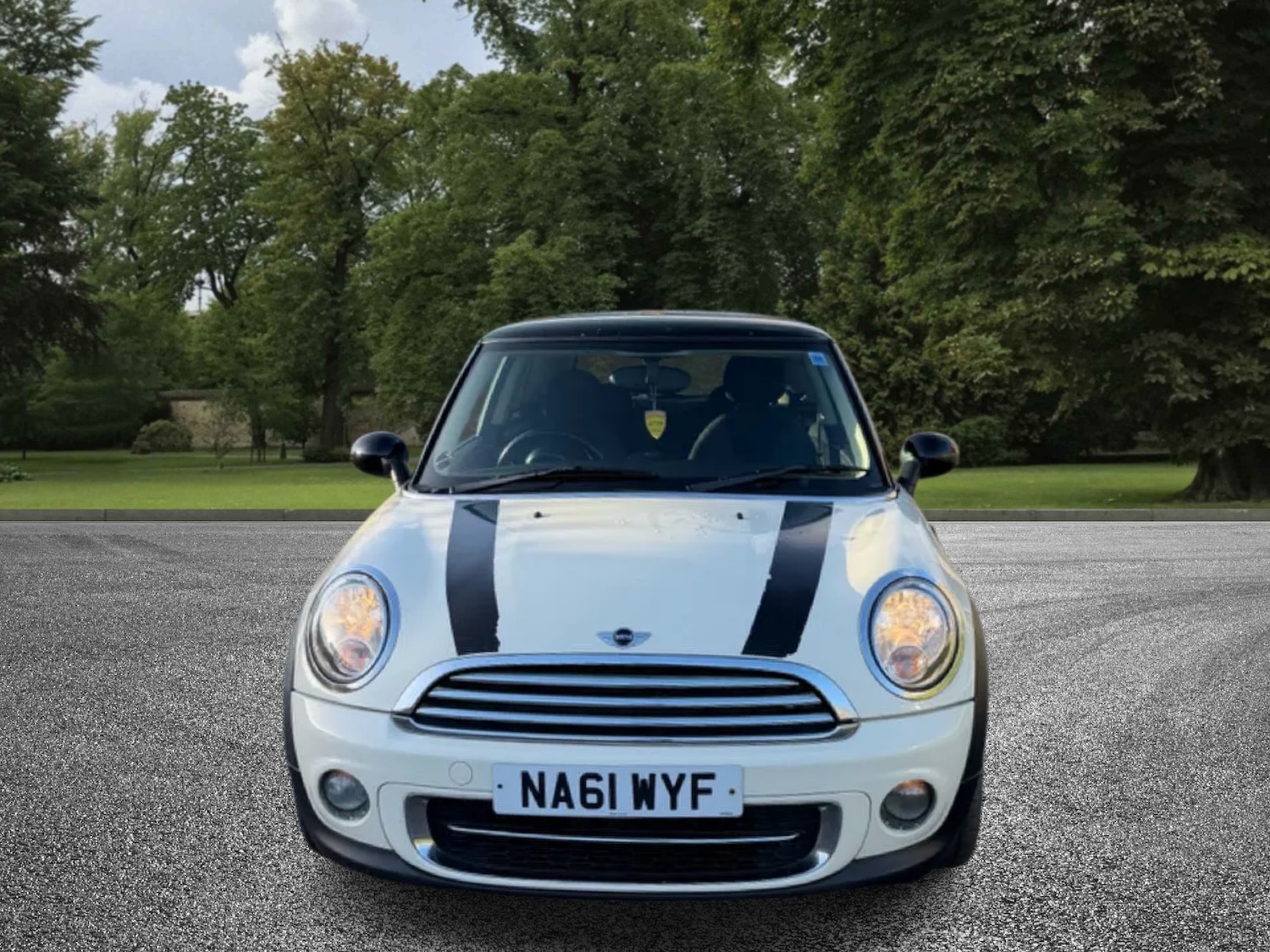 Used MINI Hatch 2011 for sale - 76778102: Photo 2