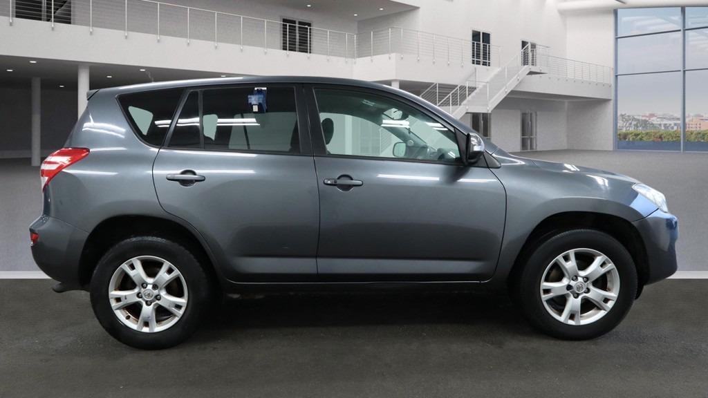 Used Toyota RAV4 2009 for sale - 77168751: Photo 5