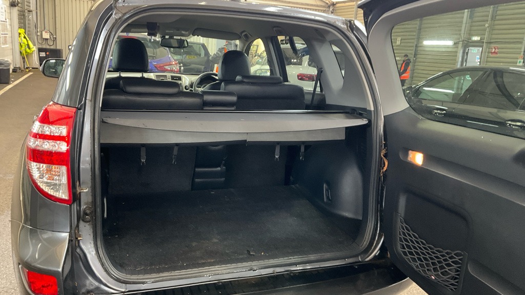 Used Toyota RAV4 2009 for sale - 77168751: Photo 7