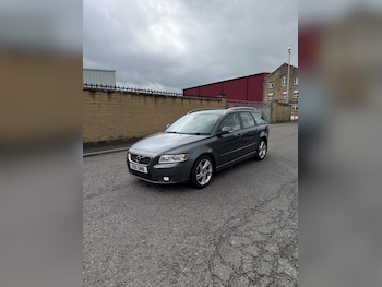 Used Volvo V50 2012 for sale - 78791837: Photo