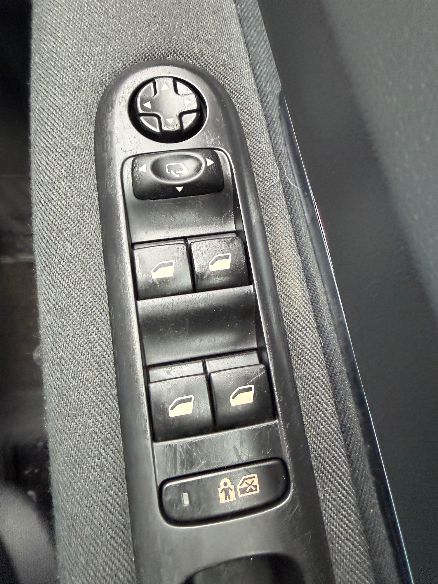 Used Peugeot 3008 2012 for sale - 77028878: Photo 18