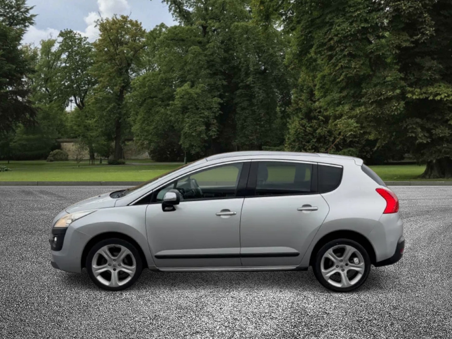 Used Peugeot 3008 2012 for sale - 77028878: Photo 3