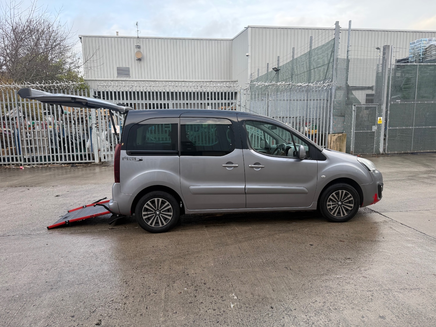 Used Peugeot Partner Tepee 2017 for sale - 76778091: Photo 1