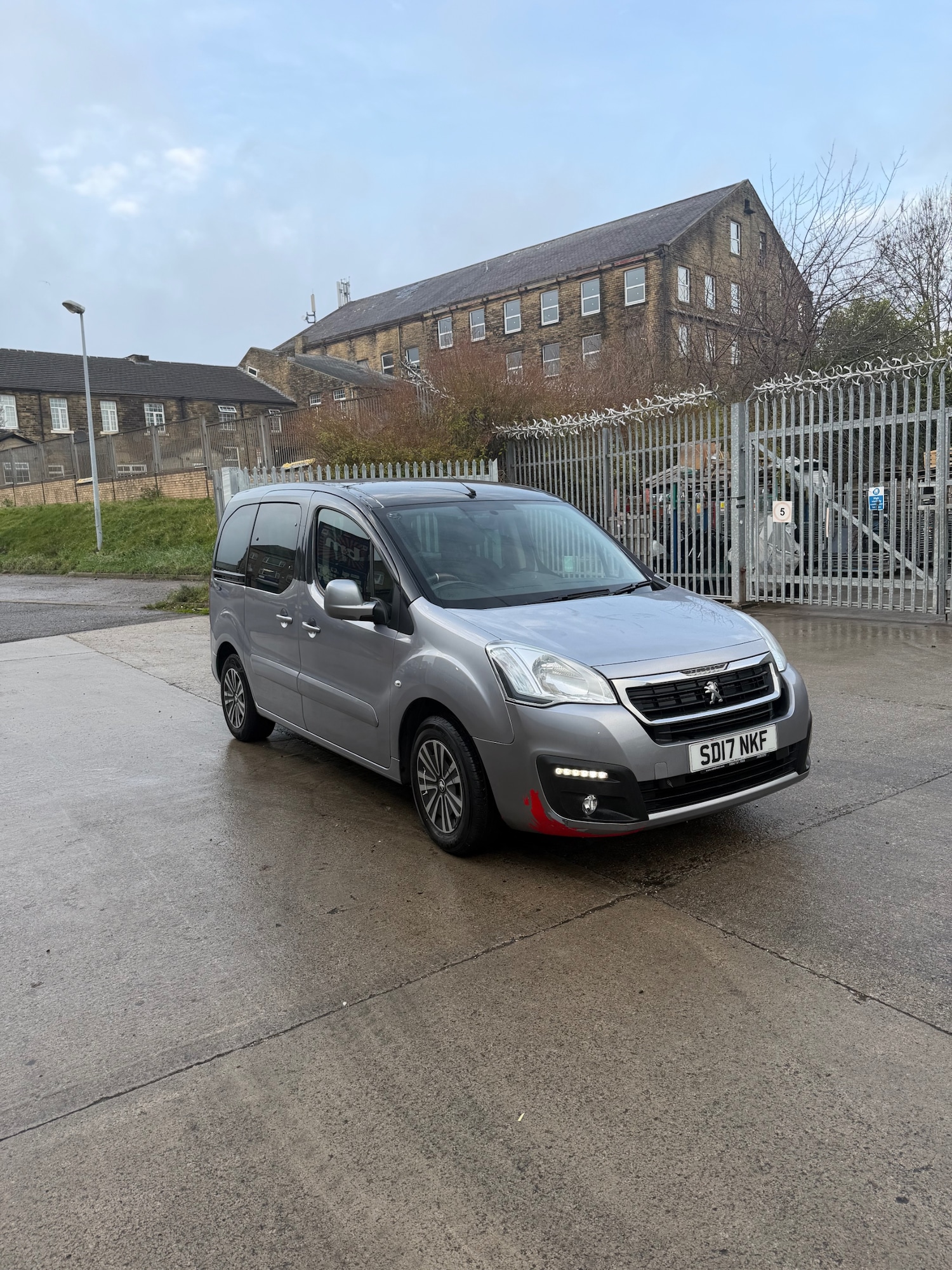 Used Peugeot Partner Tepee 2017 for sale - 76778091: Photo 12