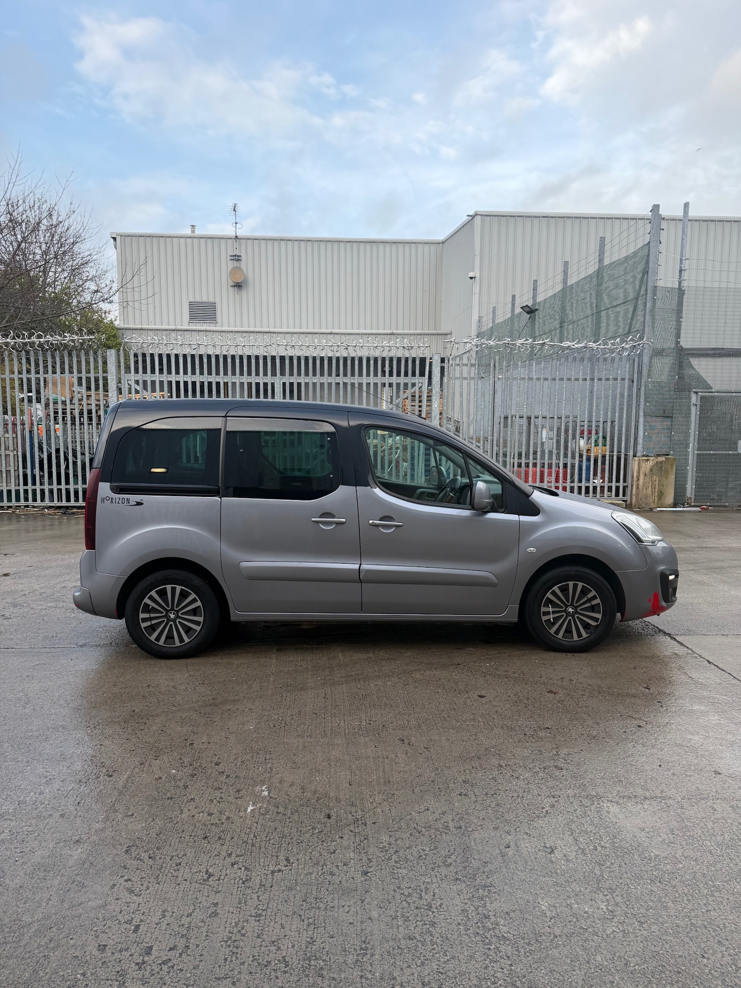 Used Peugeot Partner Tepee 2017 for sale - 76778091: Photo 4