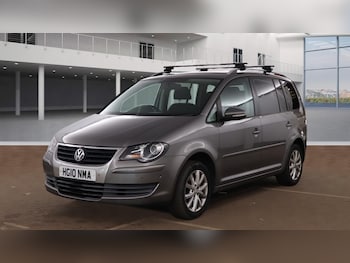 Used Volkswagen Touran 2010 for sale - 75468329: Photo
