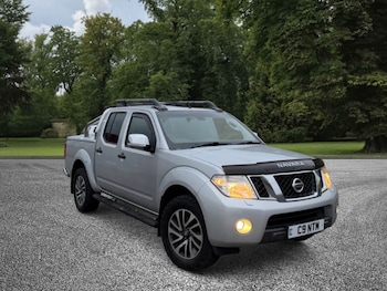 Used Nissan Navara 2011 for sale - 77046475: Photo