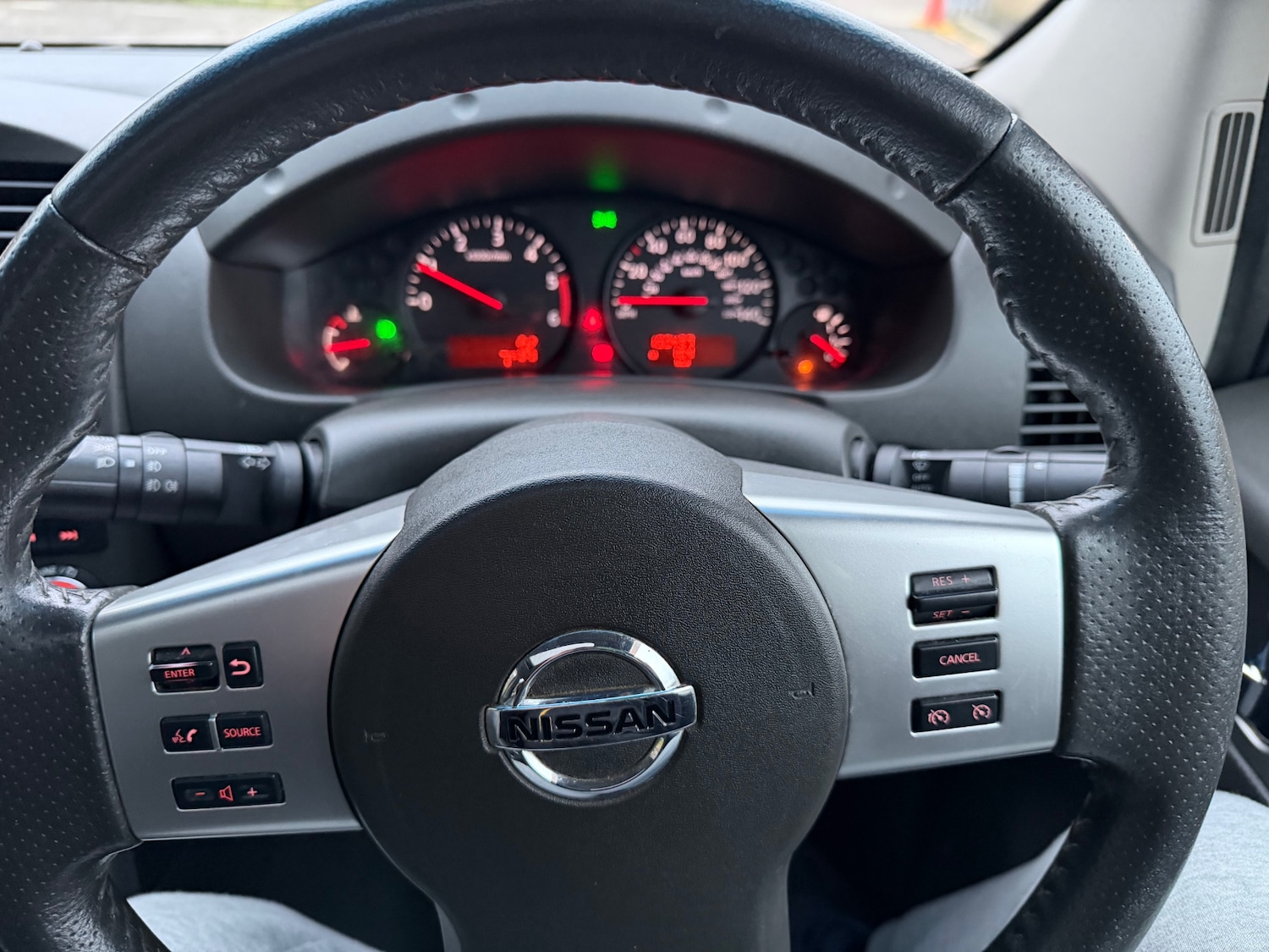 Used Nissan Navara 2011 for sale - 77046475: Photo 20