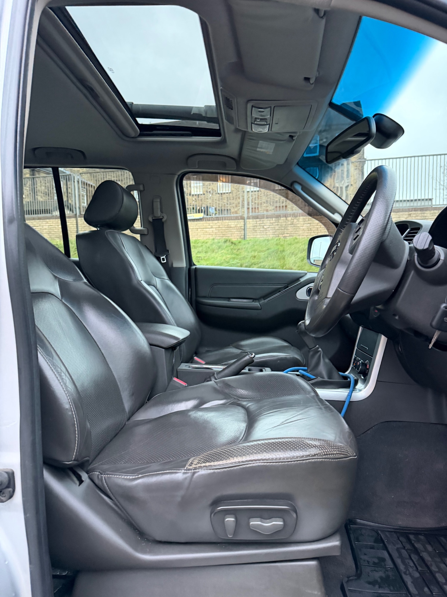 Used Nissan Navara 2011 for sale - 77046475: Photo 27