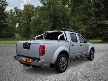 Used Nissan Navara 2011 for sale - 77046475: Photo