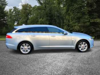 Used Jaguar XF 2014 for sale - 73457448: Photo