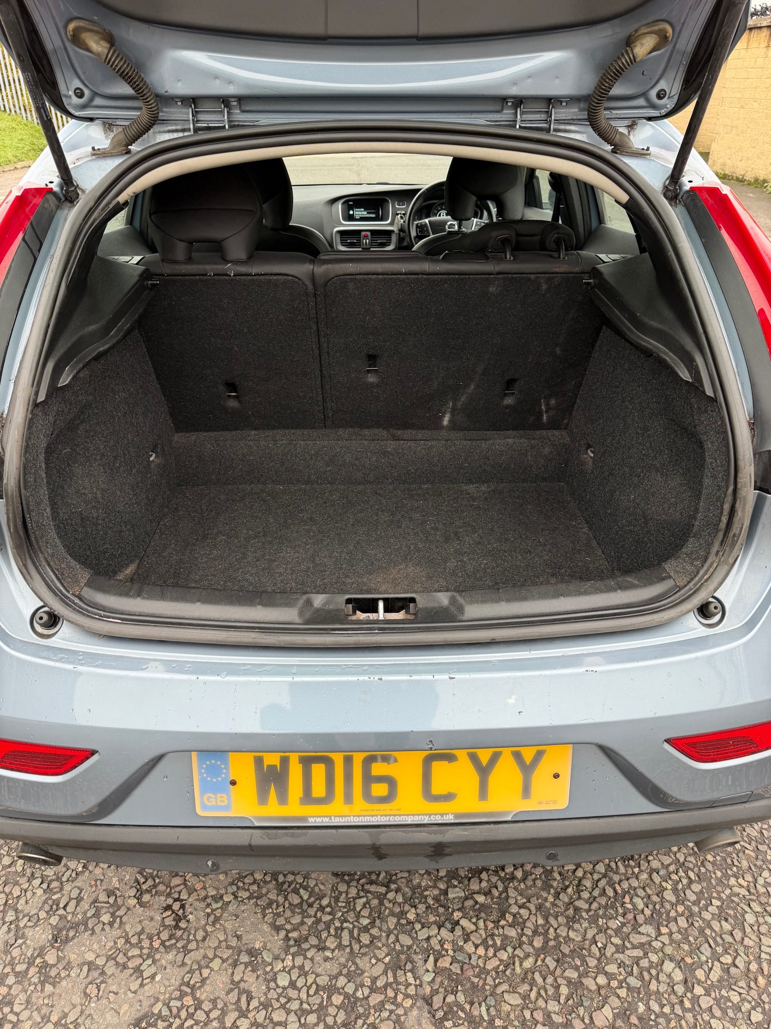 Used Volvo V40 2016 for sale - 76532318: Photo 12