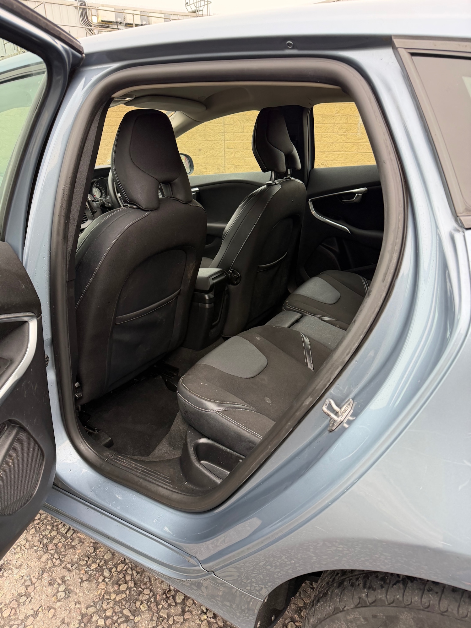 Used Volvo V40 2016 for sale - 76532318: Photo 19