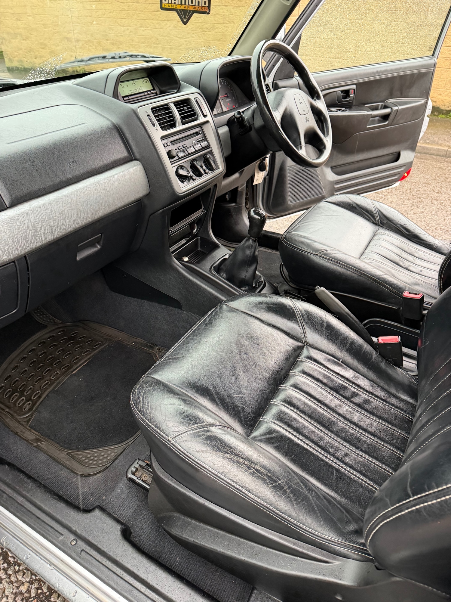 Used Mitsubishi Shogun 2004 for sale - 76652277: Photo 17