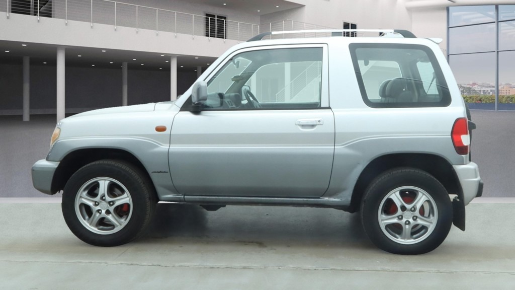 Used Mitsubishi Shogun 2004 for sale - 76652277: Photo 6