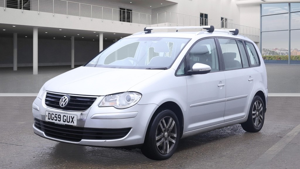 Used Volkswagen Touran 2009 for sale - 76651309: Photo 2