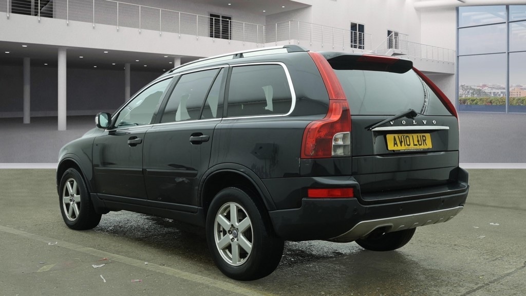 Used Volvo XC90 2010 for sale - 77637107: Photo 3