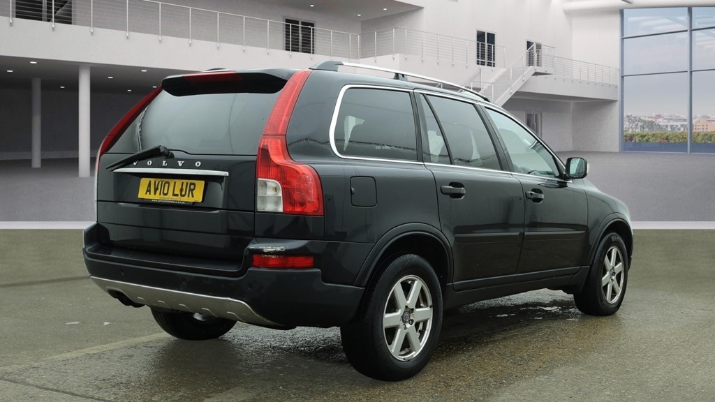 Used Volvo XC90 2010 for sale - 77637107: Photo 4
