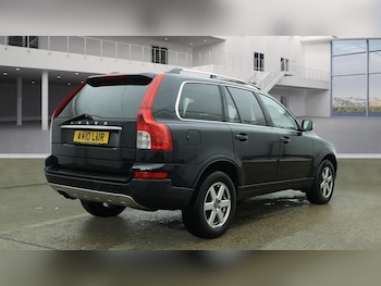 Used Volvo XC90 2010 for sale - 77637107: Photo