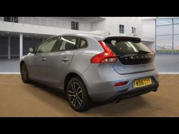 Used Volvo V40 2016 for sale - 74673703: Photo