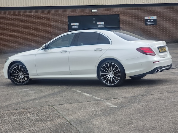 Used Mercedes-Benz E Class 2016 for sale - 74889551: Photo 8