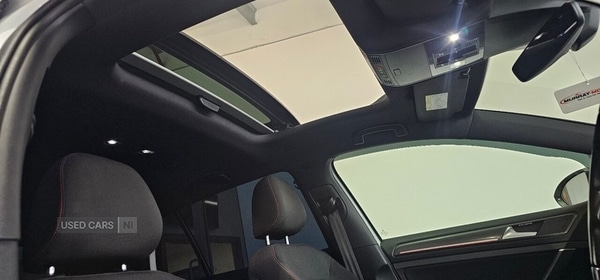 Used Volkswagen Golf 2020 for sale - 77268629: Photo 9