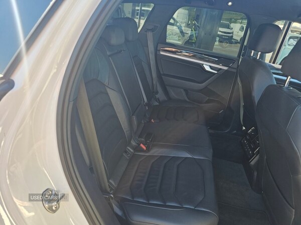 Used Volkswagen Touareg 2019 for sale - 74632685: Photo 41