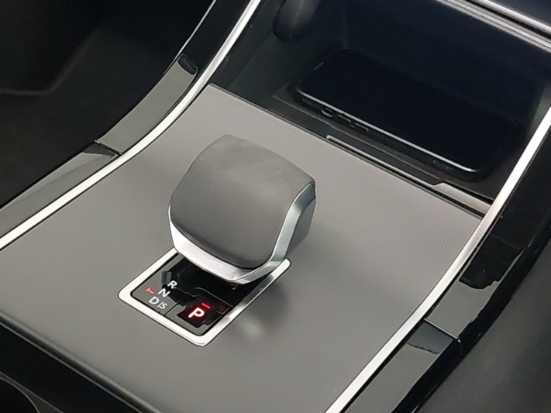 Used Land Rover Range Rover Velar 2024 for sale - 77596864: Photo 10