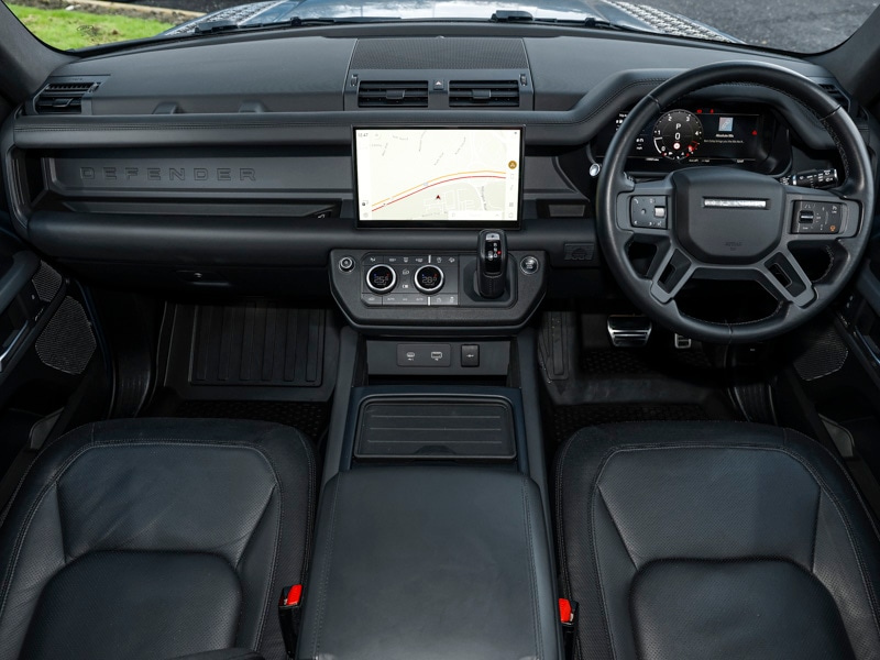 Used Land Rover Defender 2023 for sale - 77228642: Photo 2