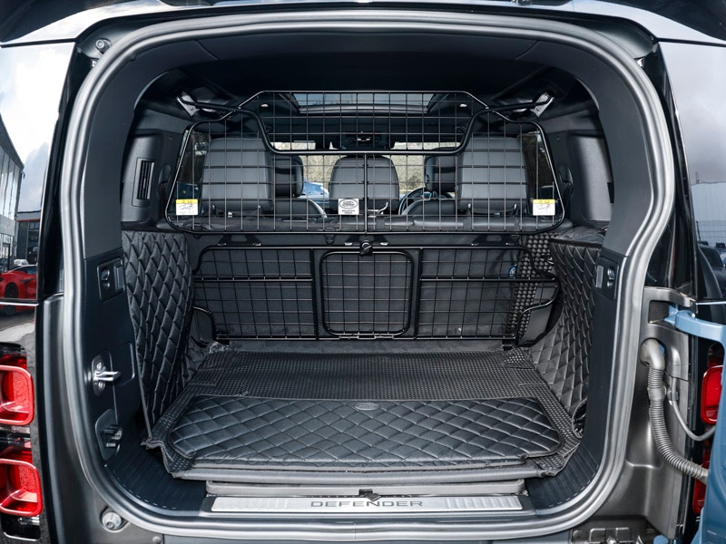 Used Land Rover Defender 2023 for sale - 77228642: Photo 8