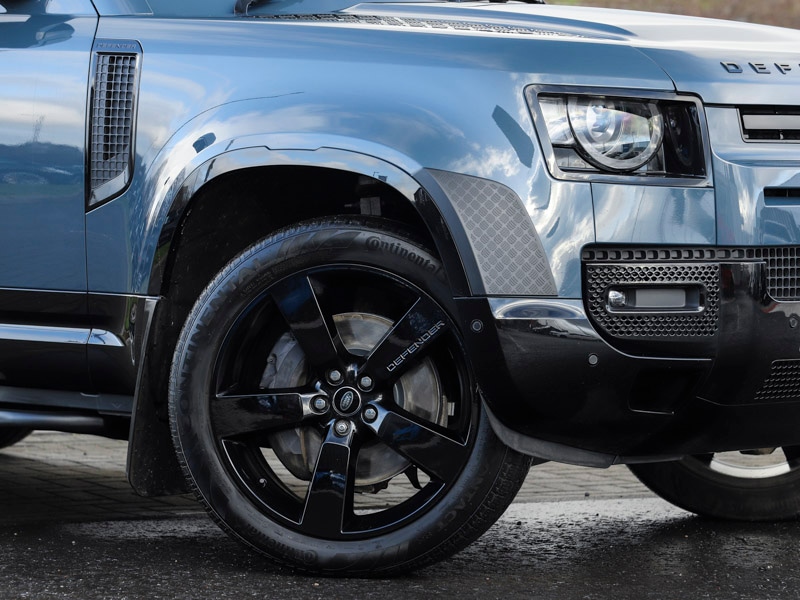 Used Land Rover Defender 2023 for sale - 77228642: Photo 9