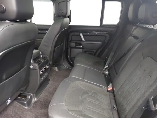 Used Land Rover Defender 2022 for sale - 76301580: Photo 12