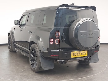 Used Land Rover Defender 2022 for sale - 76301580: Photo