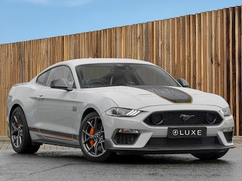 Ford - Mustang