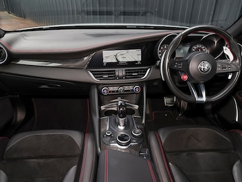 Used Alfa Romeo Giulia 2020 for sale - 77736458: Photo