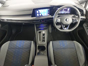Used Volkswagen Golf 2021 for sale - 78647545: Photo
