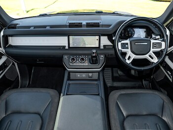 Used Land Rover Defender 2020 for sale - 77531148: Photo