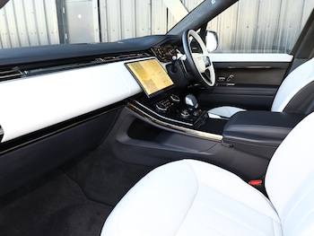 Used Land Rover Range Rover Sport 2023 for sale - 78238202: Photo