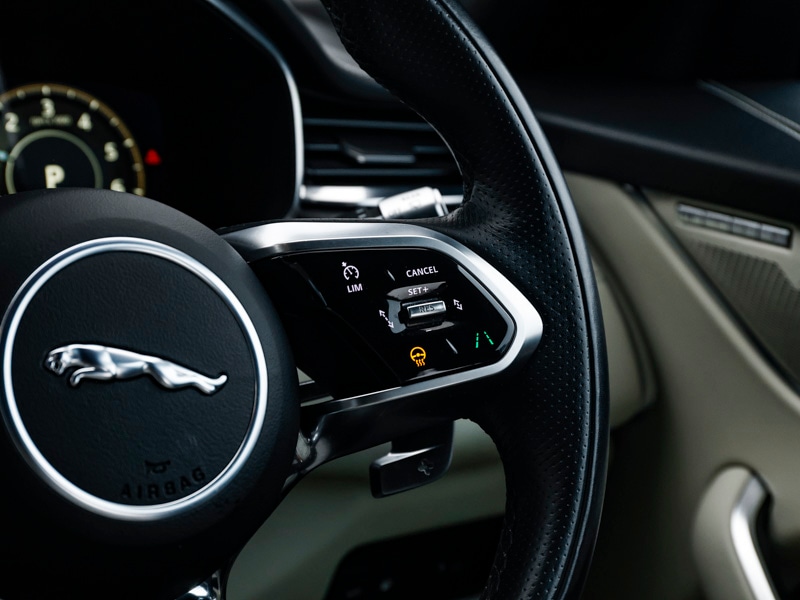 Used Jaguar F-Pace 2021 for sale - 76571636: Photo 14