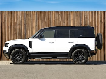 Used Land Rover Defender 2022 for sale - 75583995: Photo