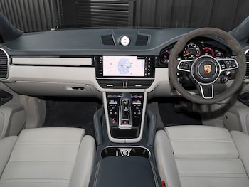 Used Porsche Cayenne 2023 for sale - 75518797: Photo