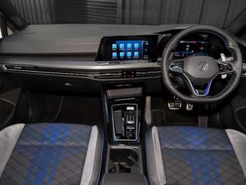 Used Volkswagen Golf 2023 for sale - 75442192: Photo