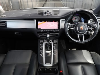 Used Porsche Macan 2019 for sale - 79144176: Photo