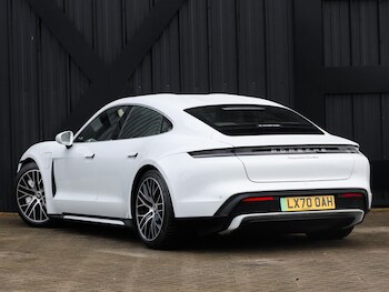 Used Porsche Taycan 2020 for sale - 77682283: Photo