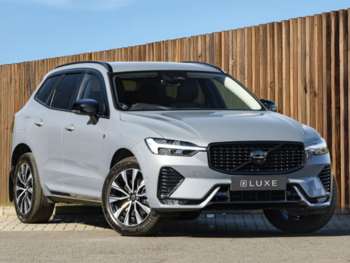 2023 - 2.0 B4D Plus Dark 5dr AWD Geartronic