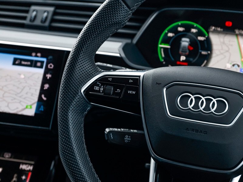 Used Audi Q8 2024 for sale - 77034884: Photo 11