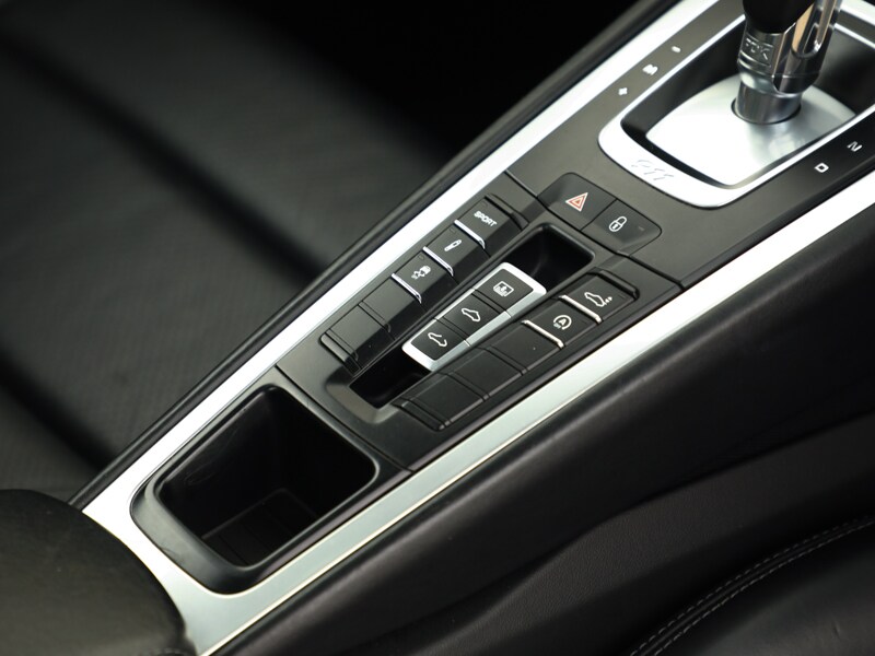 Used Porsche 911 2018 for sale - 77569201: Photo 16