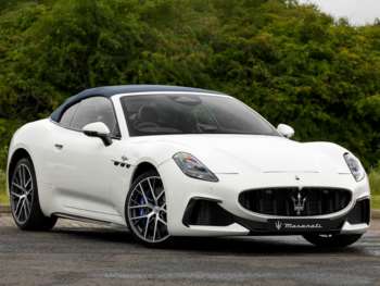 2025 - 3.0 V6 Trofeo 2dr Auto