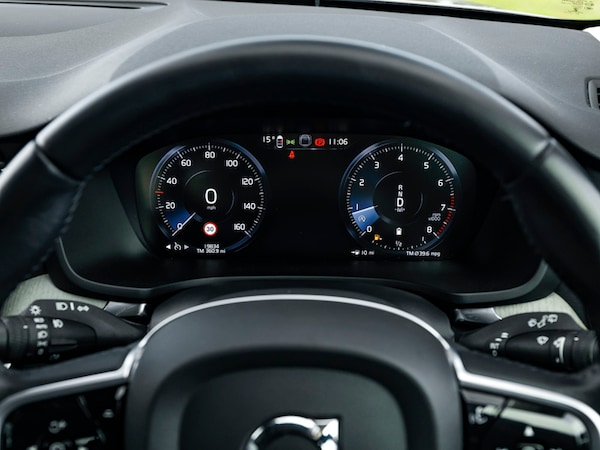 Used Volvo V60 2021 for sale - 76238196: Photo 15