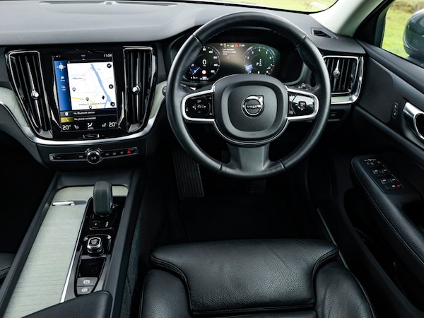 Used Volvo V60 2021 for sale - 76238196: Photo 7